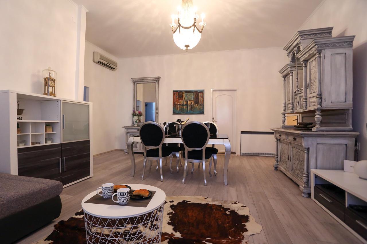 Apartment Papalic Palace Split Buitenkant foto